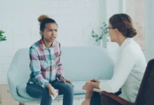 How School Counselors Navigate Academic, Social, and Emotional Challenges 4 School Counselors Navigate